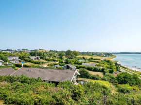 Five-Bedroom Holiday home in Ebeltoft 4